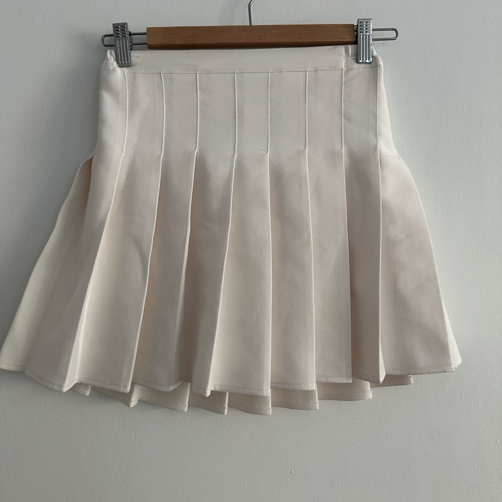 Cream Pleated Tennis Skirt